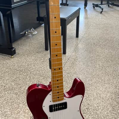 Fender Vintera '70s Telecaster Thinline with Maple Fretboard 2019 - 2021 - Candy Apple Red image 2
