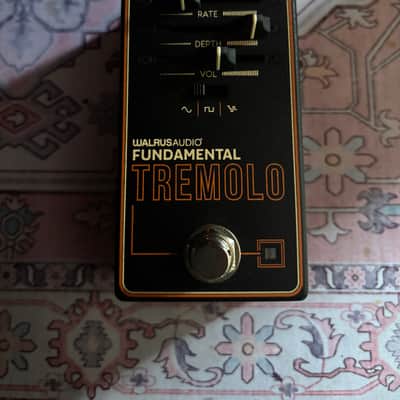 Walrus Audio Fundamental Tremolo 2023 - Present Black / Orange image 1