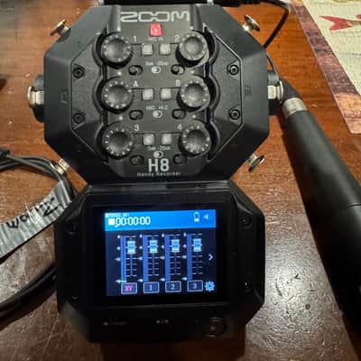 Zoom H8 12-Track Portable Audio Recorder 2020 - Present - Black image 3