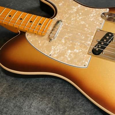 Fender American Ultra Telecaster with Maple Fretboard 2019 - Present - Mocha Burst image 3