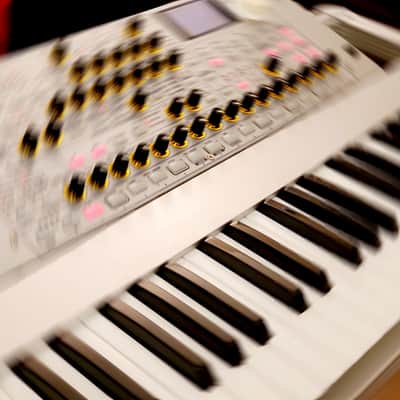 CERTIFIED!!! KORG RADIAS KEYBAORD FULLY INSPECTED/SERVICED AND IN AMAZING CONDITION! image 18