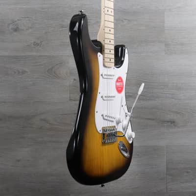 Squier Sonic Stratocaster 2 Color Sunburst image 3