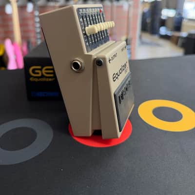 Boss GE-7 Equalizer image 2