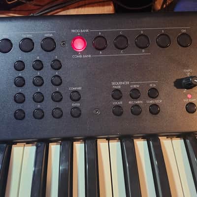 Korg M50 61-Key Music Workstation Keyboard 2000s - Black image 8