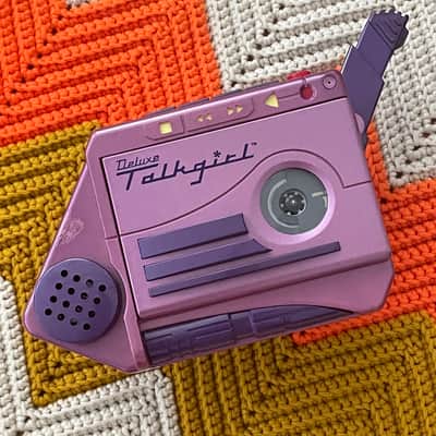 Tiger Electronics Talkgirl - Home Alone 2! - All Complete with Original Tape and Battery Cover! - image 1