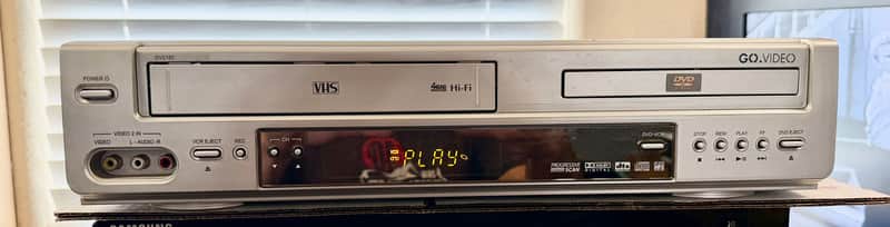Go Video DV2150 DVD VCR Combo Player VHS Recorder; Tested SEE VIDEO image 1