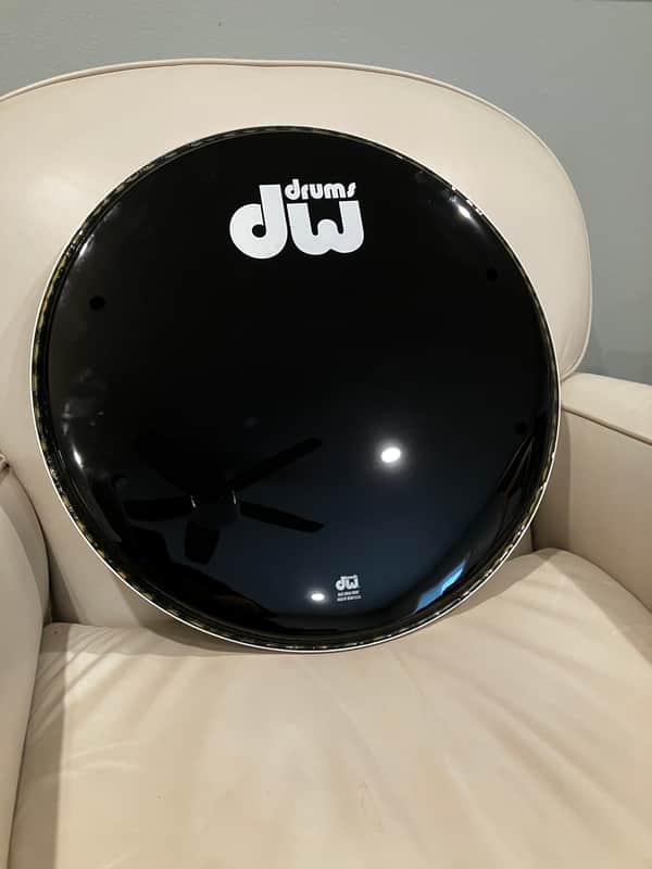 DW 18 BLACK VENTED + AQUARIAN 18 CLEAR SUPER KICK II BD HEADS image 1