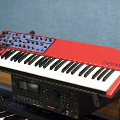 Clavia Nord Lead 1