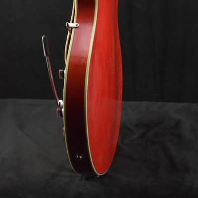 Eastman T64/V-RD Thinline Bigsby Antique Varnish Red Finish image 4