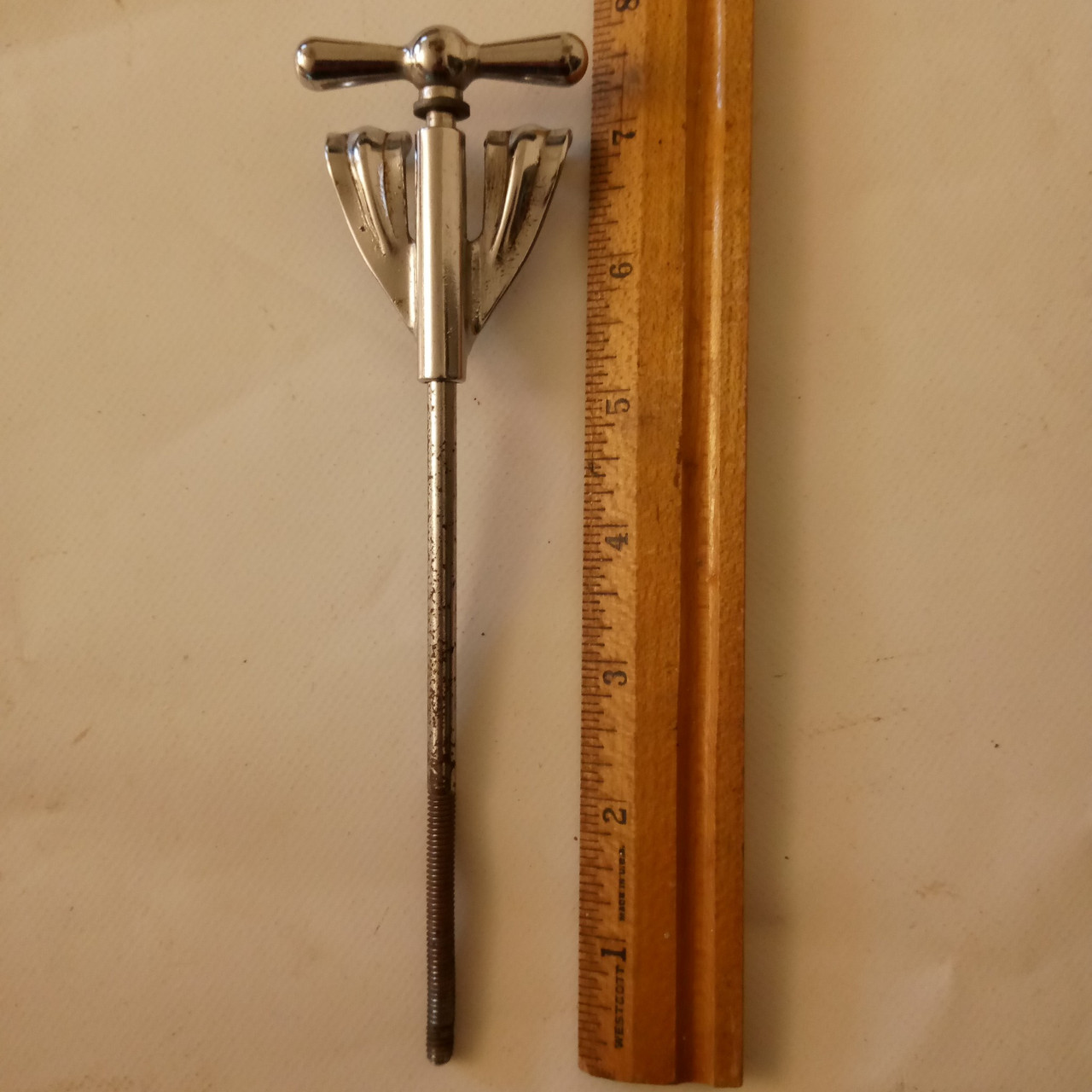 Ludwig 7"Bass Drum Bow-Tie Tension T-Rod+Claw Chrome Vintage50s-60s Keystone USA — main photograph
