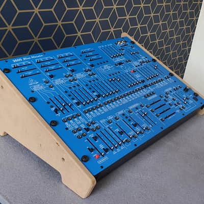 Behringer 2600 Blue Marvin, Gray Meanie - MDF Dual Angle 8U Stand image 5