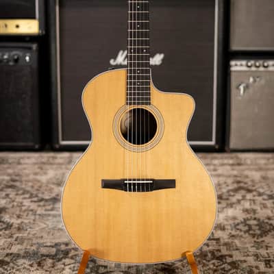 Taylor 214ce-N Nylon Grand Auditorium Acoustic/Electric Guitar with Gig Bag image 3