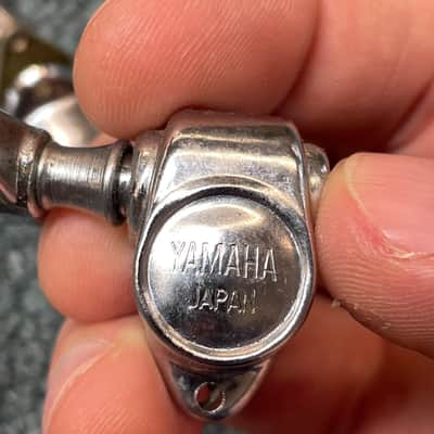 Vintage Yamaha Japan Acoustic Guitar Tuning Machines 3+3 Covered image 3