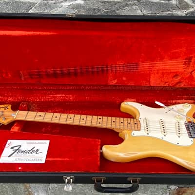 Fender Stratocaster 1974 - Blond - Maple Fingerboard image 24