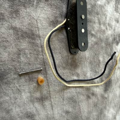 Razor Full Moon pickup for ‘51 P bass Telecaster bass image 3