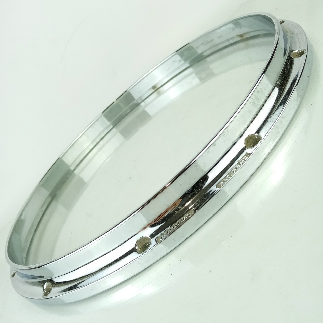 Ludwig 14"3lb 12Lug Twin-Channel Die-Cast Rim/Hoop Snare Drum Batter Coliseum80s — main photograph