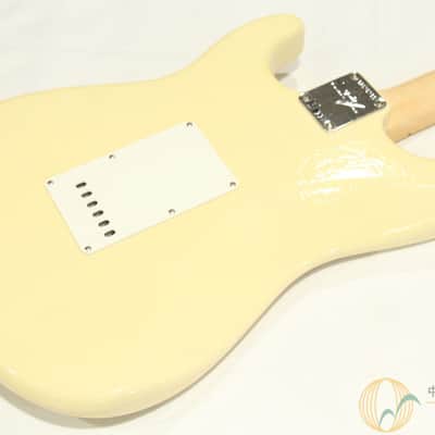 Fender Custom Shop 2023 TMS 1968 Stratocaster Deluxe Closet Classic Aged Vintage White image 2