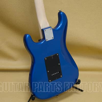 037-8003-502 Squier Affinity Series® Stratocaster®, Maple Fingerboard, Black Pickguard, Lake Placid Blue image 4