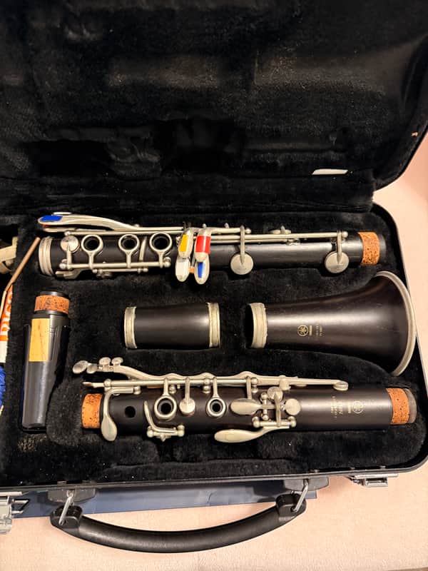 Yamaha YCL-450 Intermediate Bb Clarinet with Nickel-Plated Keys 2010s - Black image 1
