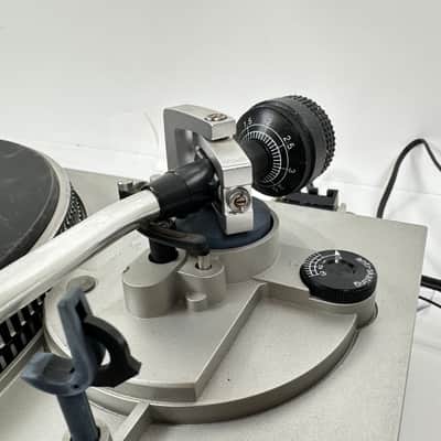 Technics SL-5300 Turntable Quartz Direct Drive Auto image 9