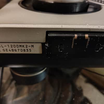 Technics 1200 mk2 1985 - Silver image 6