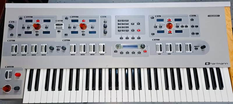Hartmann Neuron Synthesizer Beautiful Condition image 1