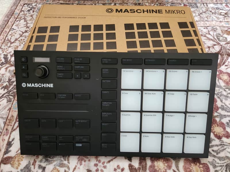 Native Instruments Maschine Mikro MKIII 2017 - Black image 1