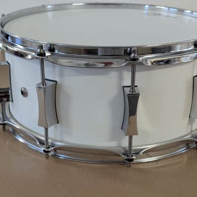 Pork Pie 14x6 in mahogany/ Maple 10 lug snare drum 2012 - White image 7
