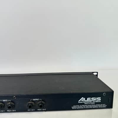 Alesis Midiverb 4 Rack Mount Multi Effects Processor image 9