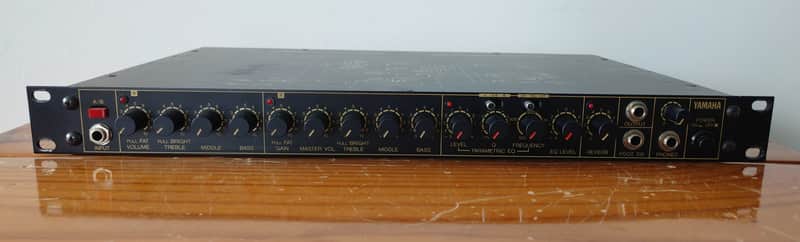 Yamaha PG1 : Guitar Preamp & Spring Reverb image 1