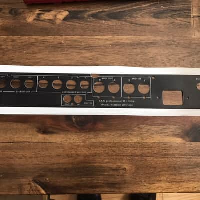 Akai MPC1000 Custom White / Woodgrain, with hard drive image 8