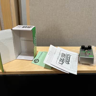 Electro-Harmonix / JHS Nano Lizard Queen Octave Fuzz 2023 - Present - Silver / Green image 3