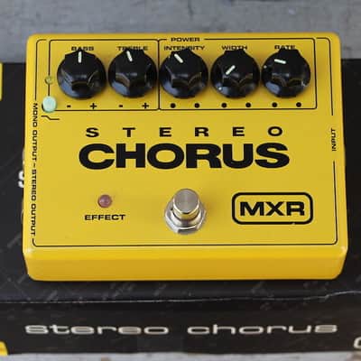 MXR M137 Stereo Chorus | Reverb