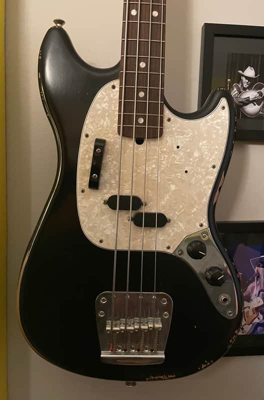 Fender Justin Meldal-Johnsen Road Worn Signature Mustang Bass
