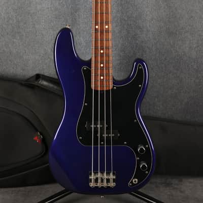 Fender Mexican Standard Precision Bass - Midnight Blue - 2nd Hand image 3