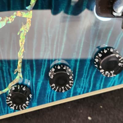 Washburn Boogiebolt Custom Boogie Street guitar with OHSC  Dime Dimebag BSG1 2005 - Blue quilt with abalone lightning bolt inlay image 10