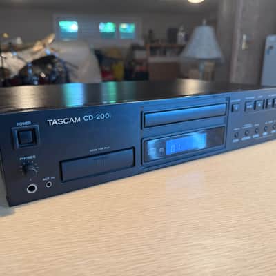 Tascam CD-200i Professional CD Player High fidelity Fresh Servicing Rare πΆπ₯ image 3