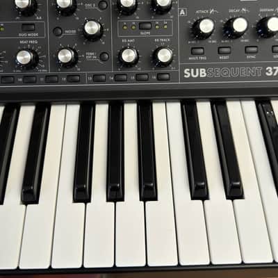 MOOG SUBSEQUENT 37 - IN LIKE NEW CONDITION!! image 7