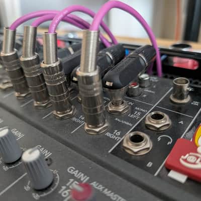 Mackie 1642-VLZ3 16-Channel Mic / Line Mixer 2008 - 2014 - Dark Gray image 3