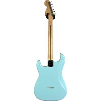 Fender Tom Delonge Signature Stratocaster 2023 - Daphne Blue image 4