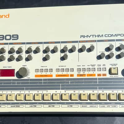 Roland TR-909