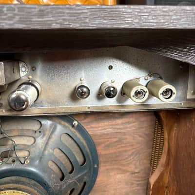 1964 Gibson GA40T Mariner Vintage 1x12 25 Watt Tube Combo Guitar Amplifier! image 12