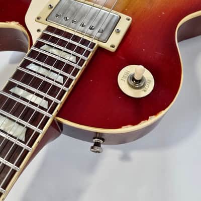 FGN Master Relic Les Paul Siggi Braun #024 2011 - Aged Cherry Burst image 11
