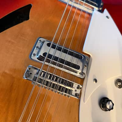 1967 Rickenbacker 330 12 string body with modern parts, feel free to make offers image 4