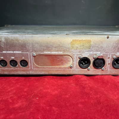 Varicuve System FCS-926 Dual Equaliser Analyser image 10