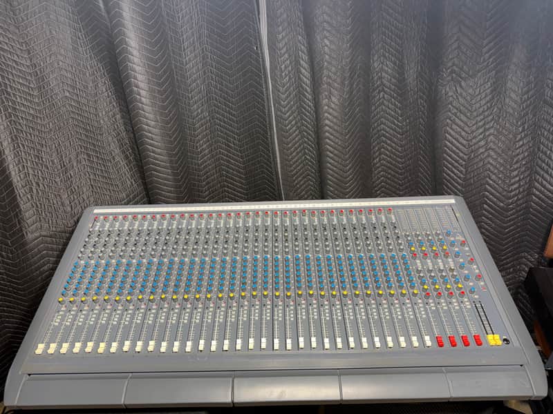 Soundcraft Delta DLX 32 Channel 1991-1996 image 1