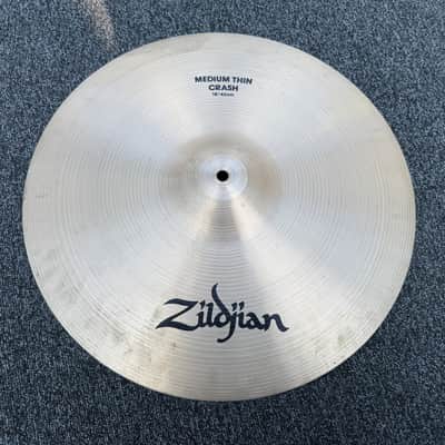 VINTAGE Zildjian 18" Avedis Medium Thin Crash Cymbal -1536 grams image 1