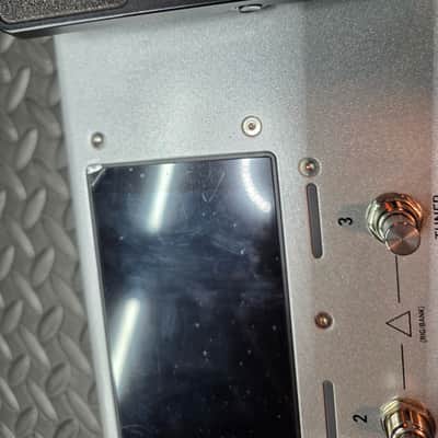 Headrush MX5 Amp Modeling Guitar Effect Processor Special Edition 2022 - Silver image 3