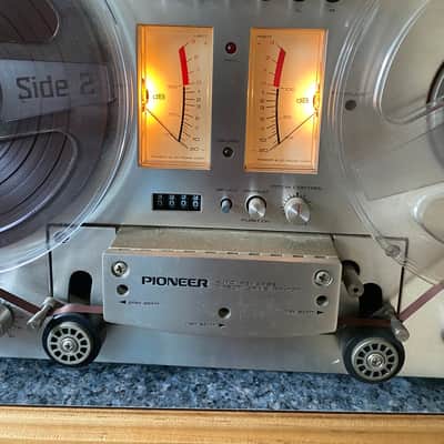 Pioneer RT-707 4-Track Stereo Reel-to-Reel Tape Deck 1977 - 1984 - Silver image 2