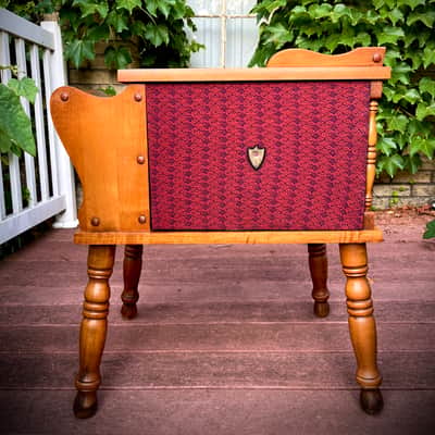 Rotary Connection Solid Maple 2 6x9 guitar 2 speaker cabinet/side table/music sheet holder on legs! 2 vintage 6x9 speakers. Open or closed back optional. 16 ohms. Vintage colonial style. Switchcraft jack. 2026 - Maple Wood image 4